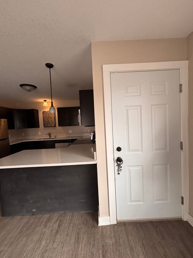 Foto del edificio - 84 Curtice St E