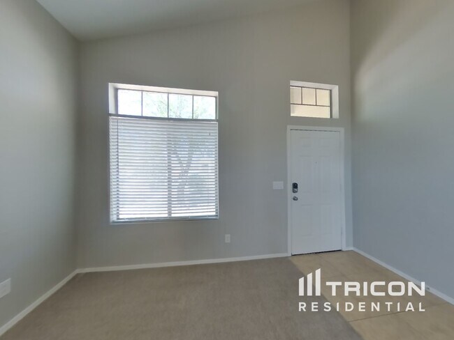 Foto del edificio - 17679 N Avelino Dr