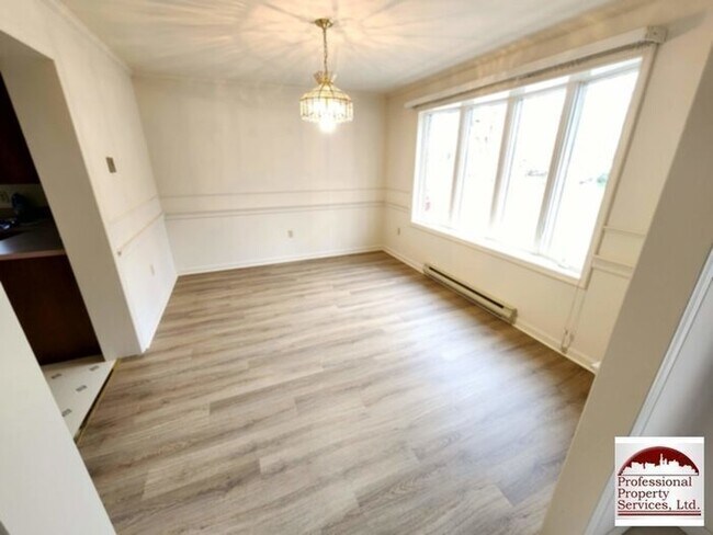 Foto del edificio - Charming 3br, 2ba Rancher With Private Set...