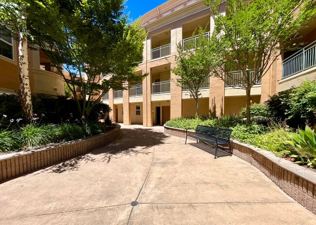 Building Photo - 1390 Saddle Rack St