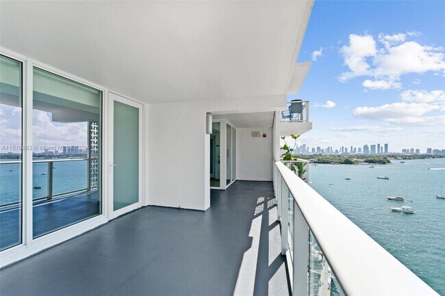 Foto del edificio - 910 West Ave
