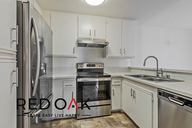 Foto del edificio - ~3 Weeks FREE~ Lovely Studio with a Privat...