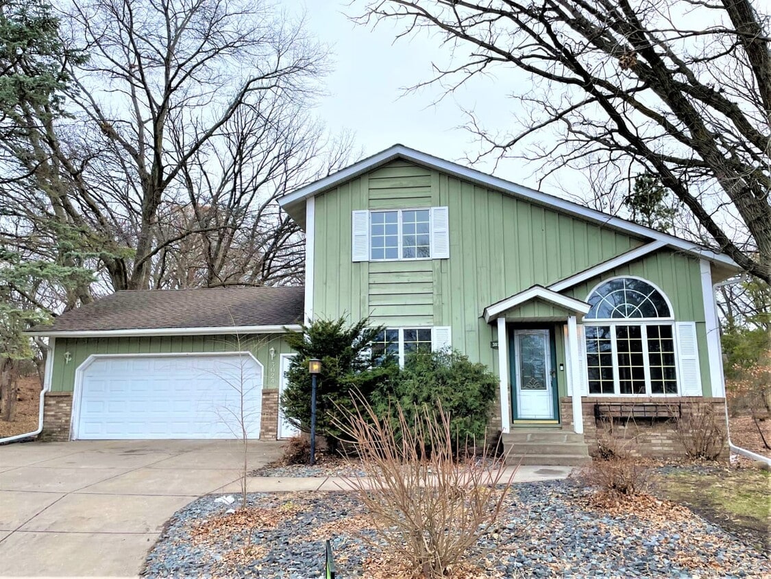 Primary Photo - 3024 Furness Ct