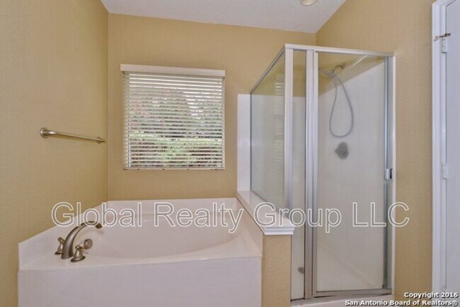 Foto del edificio - 1215 Sun Island