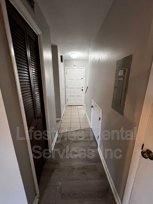 Foto del edificio - 4403 Windergate Dr