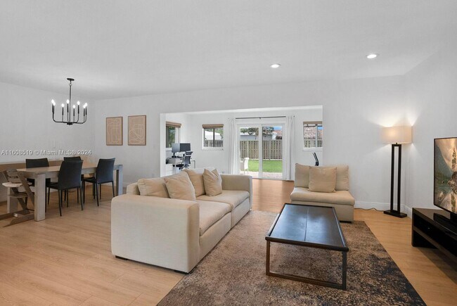 Foto del edificio - 1365 SW 9th St