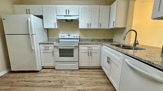 Foto del edificio - 11462 NW 39th St