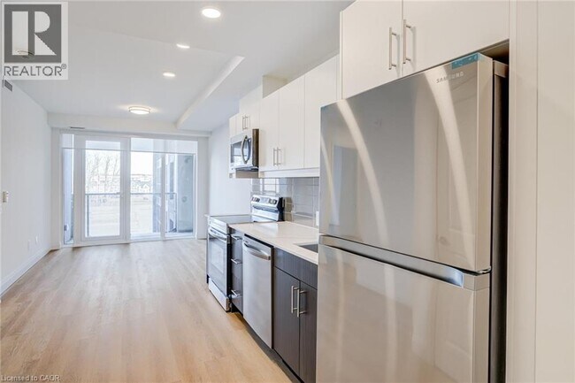 Photo du bâtiment - 1333 Weber St E