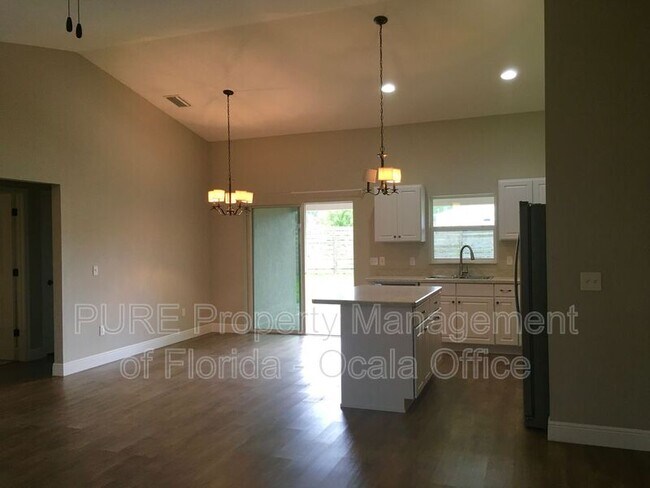 Foto del edificio - 24 Juniper Cir Rd