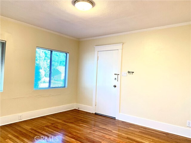 Foto del edificio - 1839 S Curtis Ave