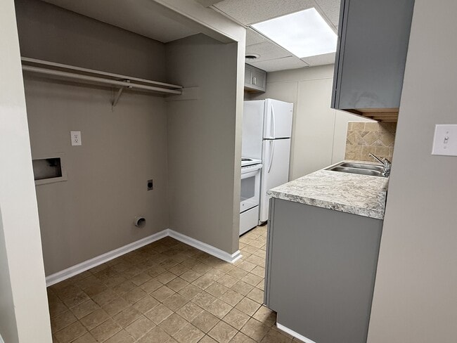 Building Photo - 4908 Charwood Trail NW