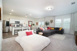 Building Photo - 12626 Galatea