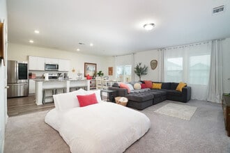 Building Photo - 12626 Galatea