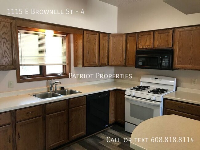 Foto del edificio - 2 bedroom/ 1 bath apartment in Tomah, WI