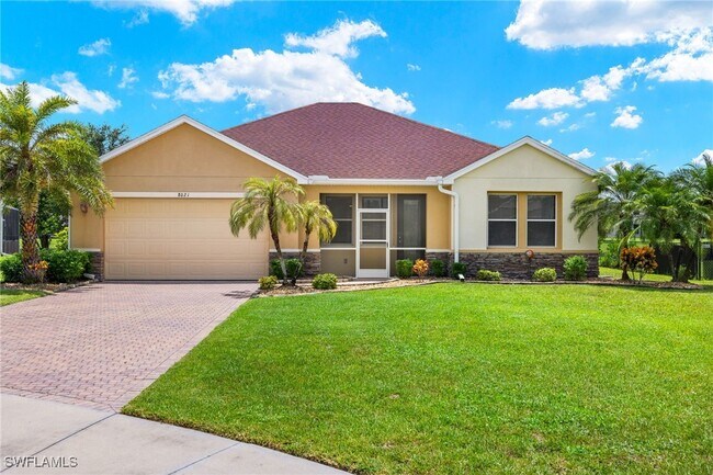 Building Photo - 8021 Allamanda Ct