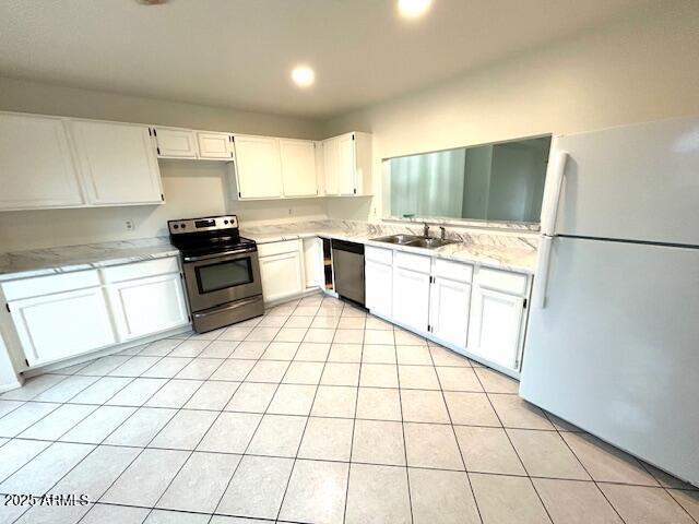 Building Photo - 4803 E Princess Dr