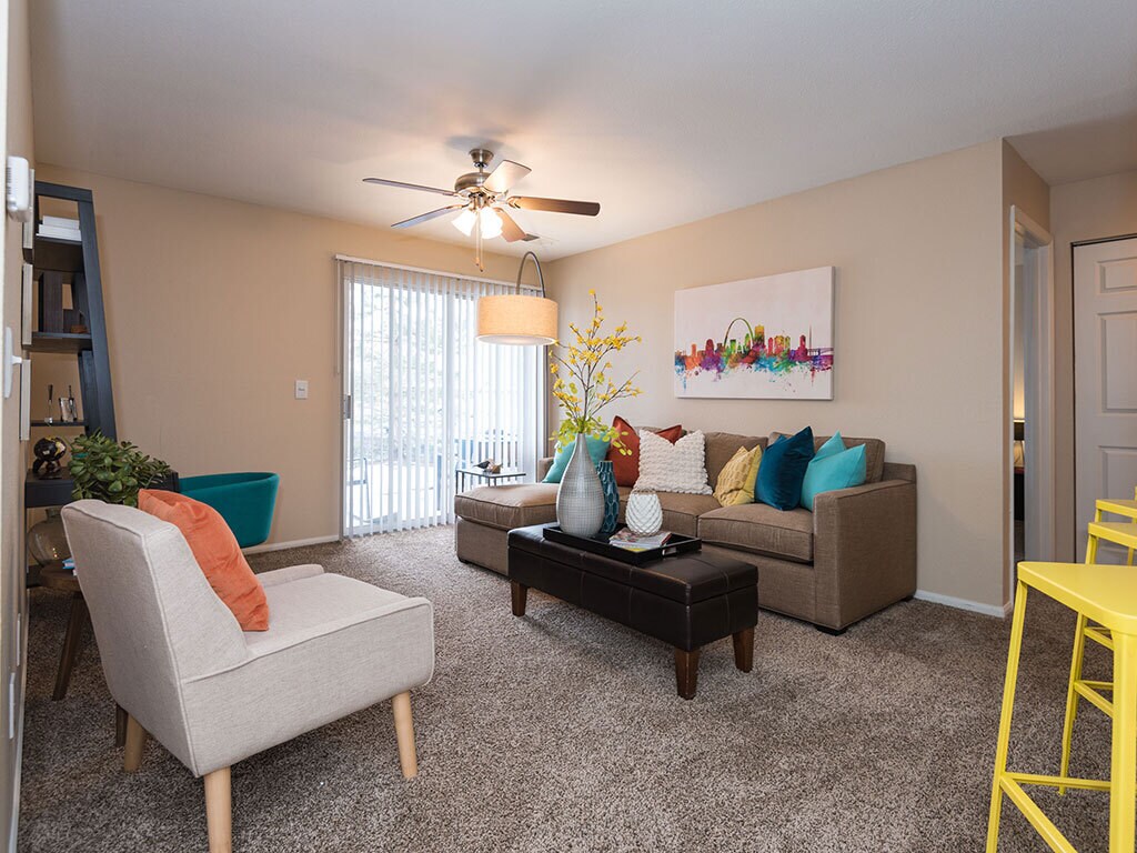 Reflection Cove Apartments Apartments in Manchester, MO