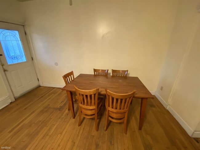 Building Photo - 6 br, 2 bath House - 545 Packard St # 1 54...