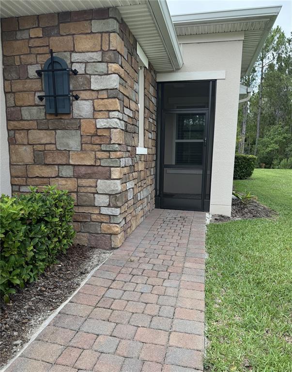 Building Photo - 385 Vestrella Dr