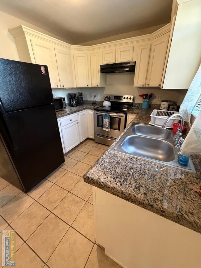 Foto del edificio - 121 E Madison St