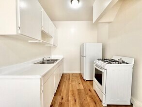 Building Photo - 739 Normandie Ave