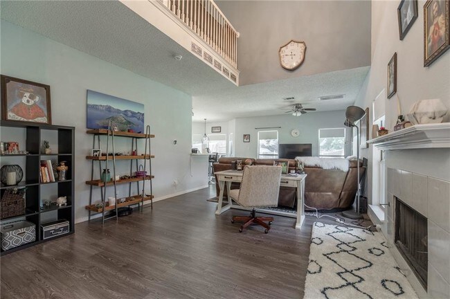 Building Photo - 1300 Indian Lake Trail