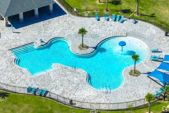 Community Pool - Cedar Ridge