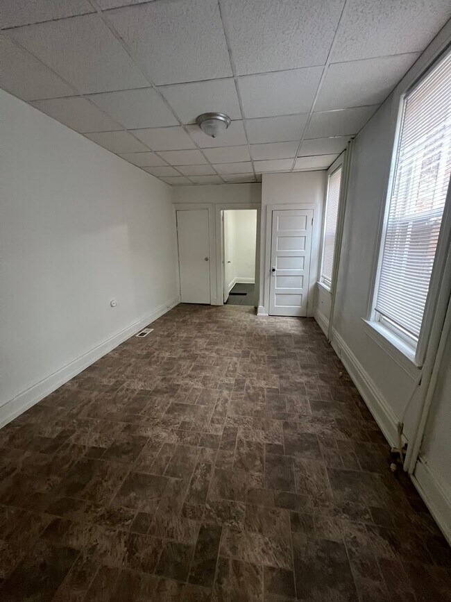 Foto del edificio - 281 W Cottage Pl