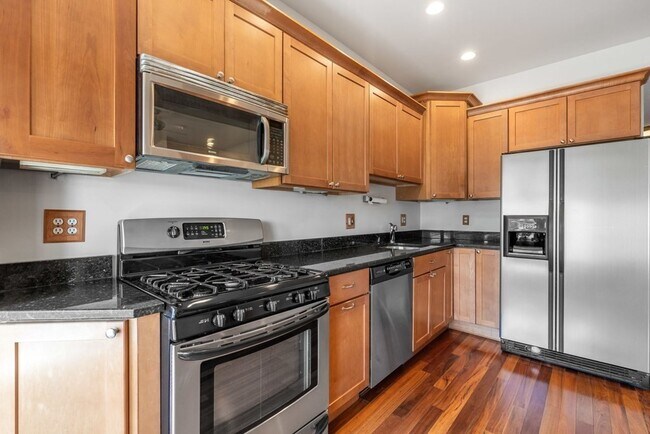 Foto del edificio - 56 Beacon St