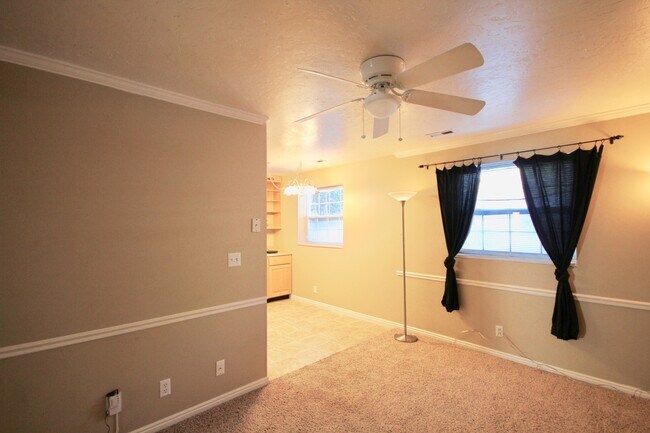 Foto del edificio - 2 Bedroom Condo in the Heart of Provo - Av...