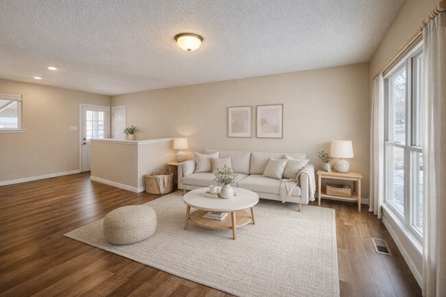 Foto del edificio - Great 5 bedroom ranch style home close to everything!