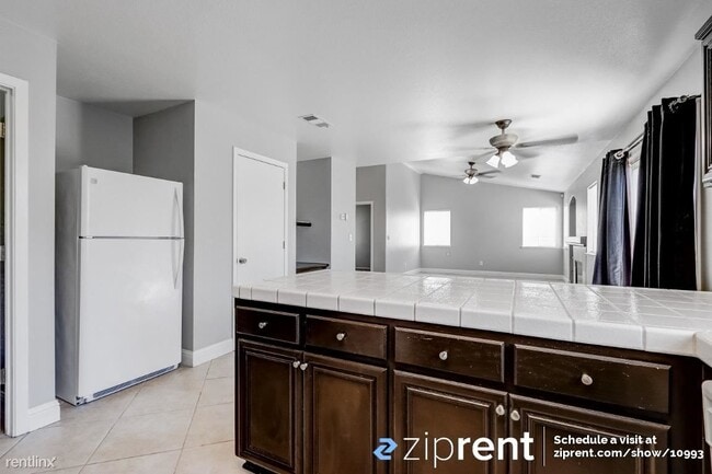 Building Photo - 4 br, 3 bath House - 2210 Picasso Way, Sto...