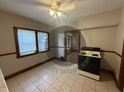 Building Photo - 3517 E 110th St