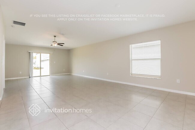 Foto del edificio - 1545 Blue Rose Dr