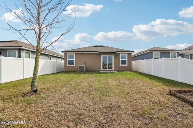 Foto del edificio - 2535 Acorn Creek Rd