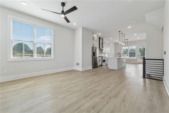 Building Photo - 2500 Northwinds Pkwy