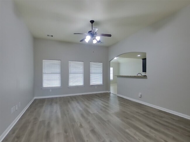 Foto del edificio - 27005 Wichita Ct