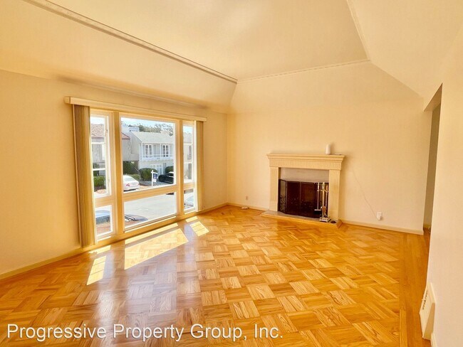 Building Photo - 3 br, 2 bath House - 147 Forest View Drive