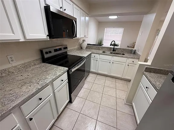 Foto del edificio - 9473 N Forest Hills Pl