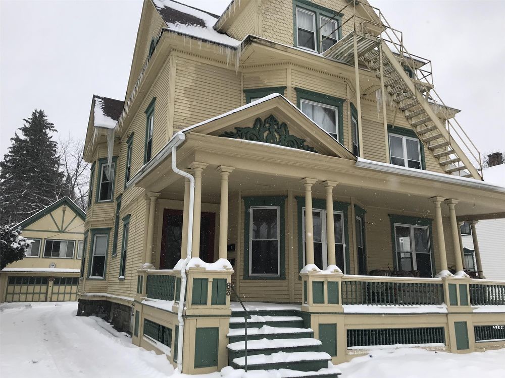 Primary Photo - 83 N Main St - 2