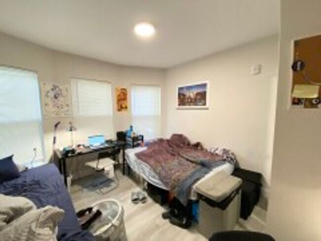 Building Photo - Gorgeous, Fully Renovated Mission Hill 5 Bed/3 Bath on Hillside St for September 1st, 2026