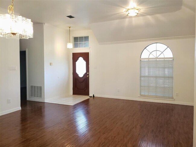 Building Photo - 3623 Field Stone Dr