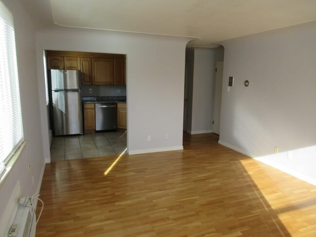 Building Photo - 2259 S Josephine St