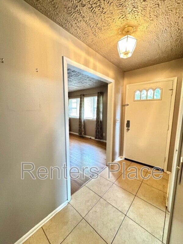 Foto del edificio - 5611 S Rockford Ave