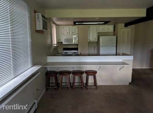 Foto del edificio - 3 br, 2 bath Apartment - 9547 W Alameda Ave