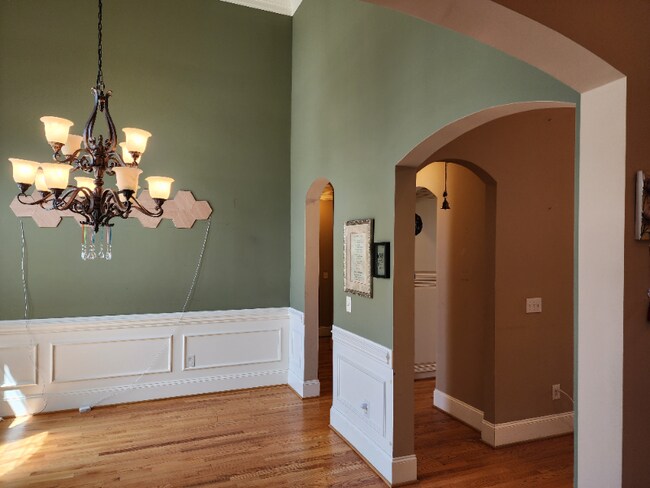 Building Photo - 8214 Messenger Ct