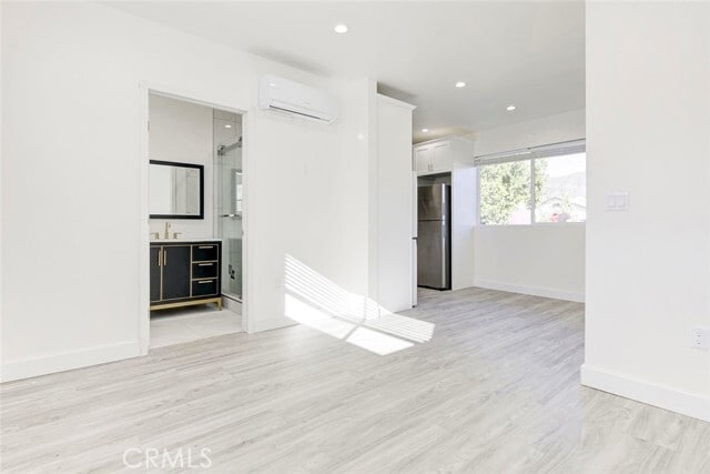 Foto del edificio - 7846 Kyle St