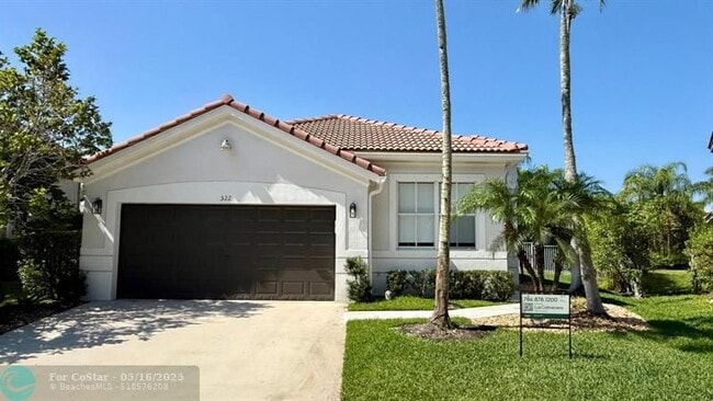 Building Photo - 522 Live Oak Ln