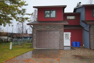 Building Photo - 4922-4924 Princeton Dr