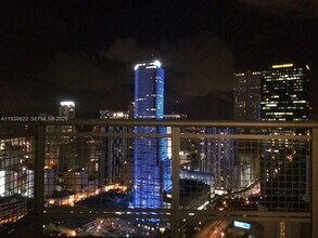 Building Photo - 350 S Miami Ave